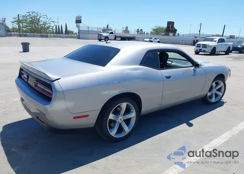 2018 Dodge Challenger R/T z USA, uszkodzony, nr VIN 2C3CDZBT7JH212974
